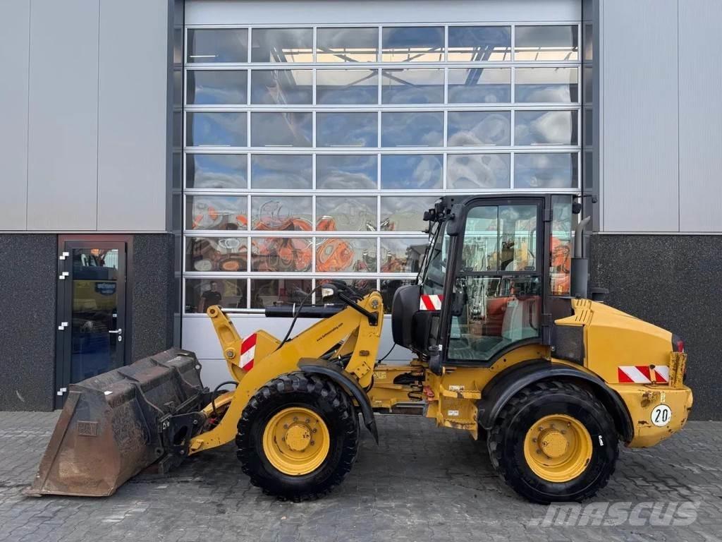 CAT 908H2 ホイールローダー・タイヤショベル