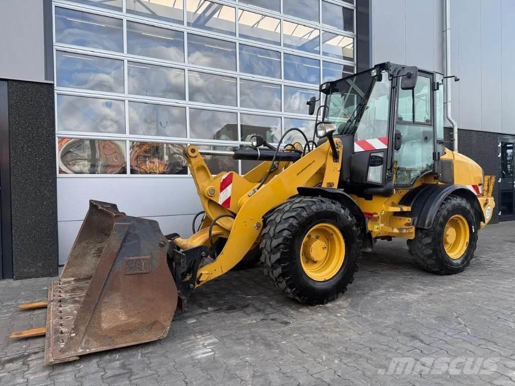 CAT 908H2 ホイールローダー・タイヤショベル