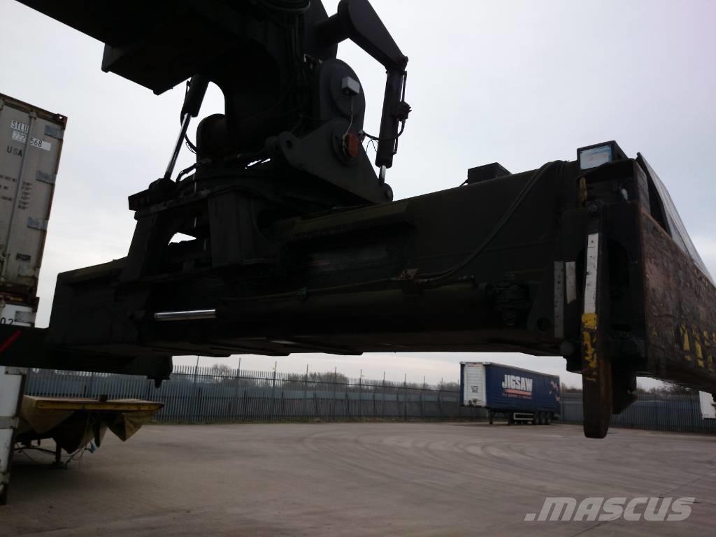 Fantuzzi CS 45 KM リーチスタッカー