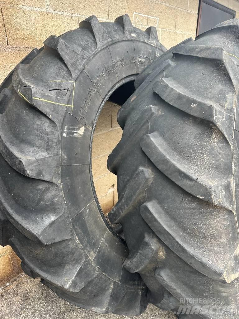 Barum 520/70R38 タイヤ、ホイル、リム