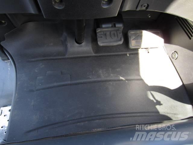 Linde E 30 バッテリーフォークリフト