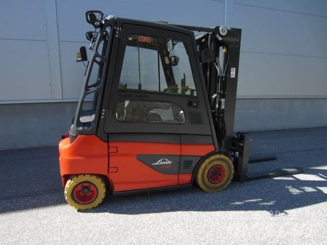 Linde E 30 バッテリーフォークリフト