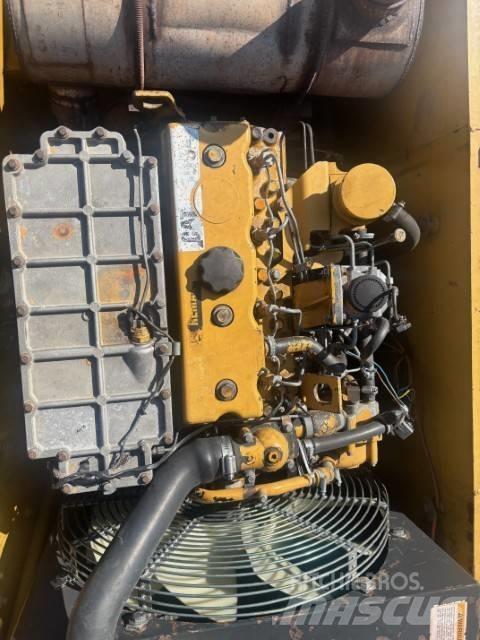 CAT 317 B L 大型油圧ショベル12t以上（パワーショベル・ユンボ）