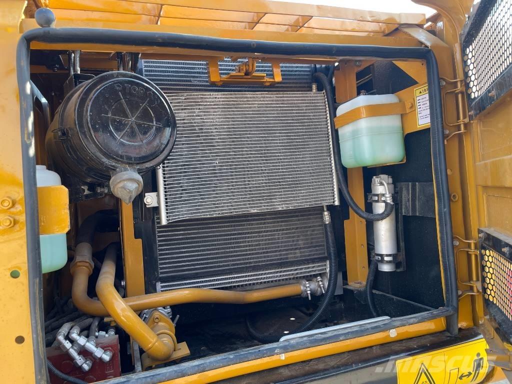 Sany SY 135 C 大型油圧ショベル12t以上（パワーショベル・ユンボ）