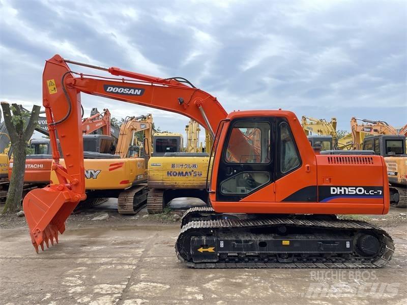 Doosan DH 150 大型油圧ショベル12t以上（パワーショベル・ユンボ）