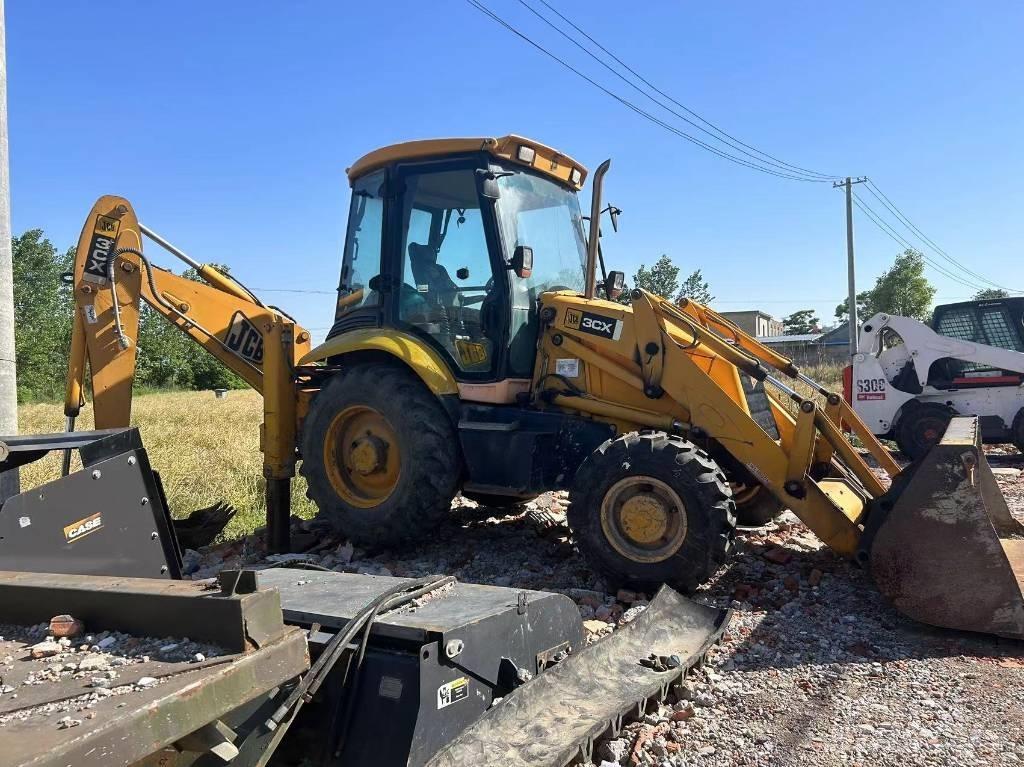 JCB 3CX バックホーローダー