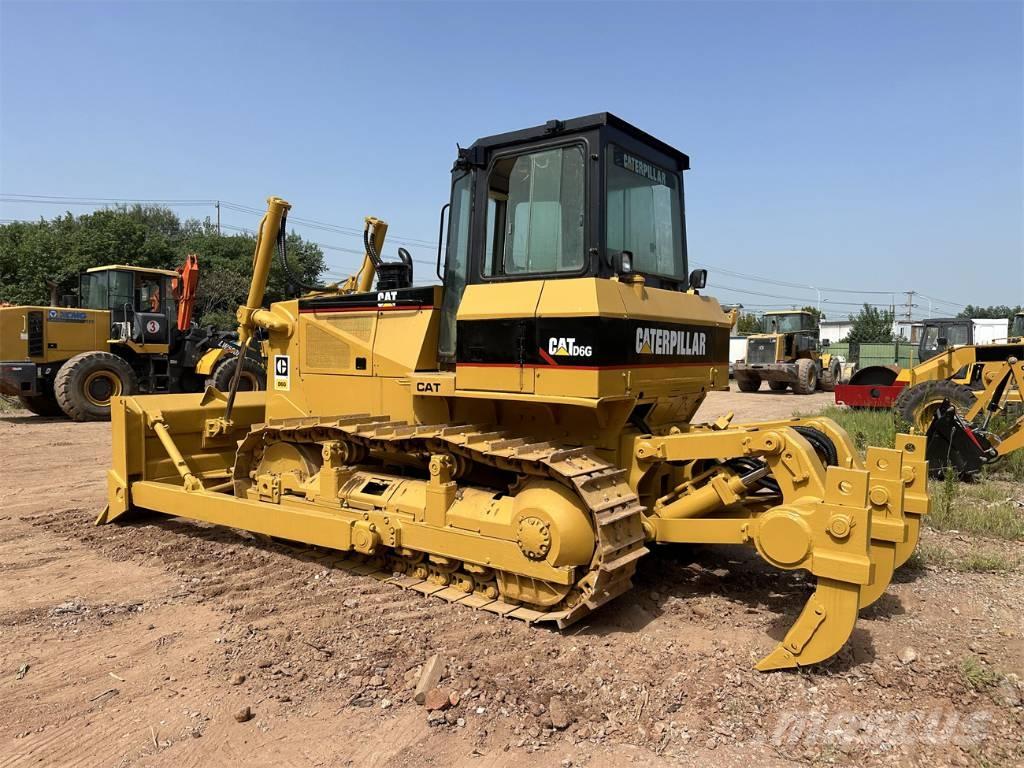 CAT D 6 G ブルドーザー