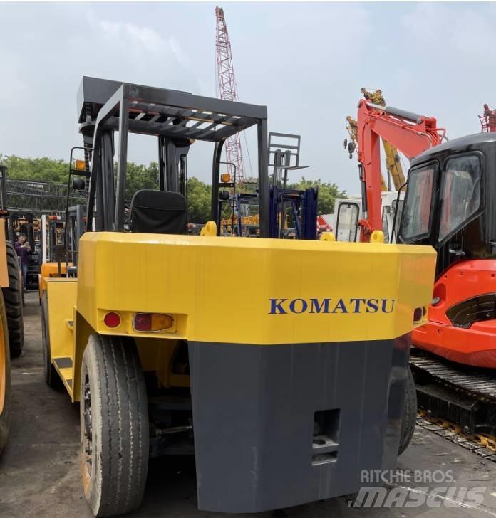 Komatsu 15 ton ディーゼル・軽油