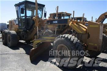 CAT 140K モーターグレーダー