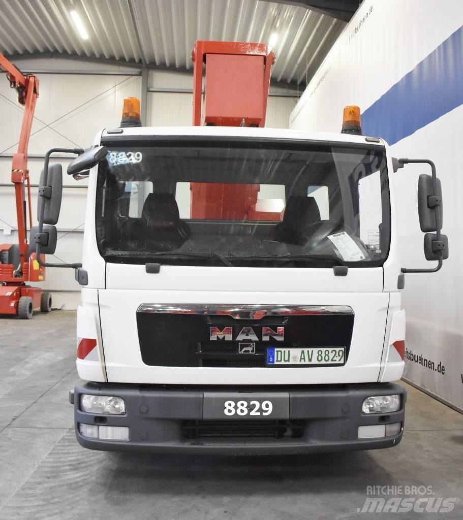 Ruthmann T 330 トラック高所作業車