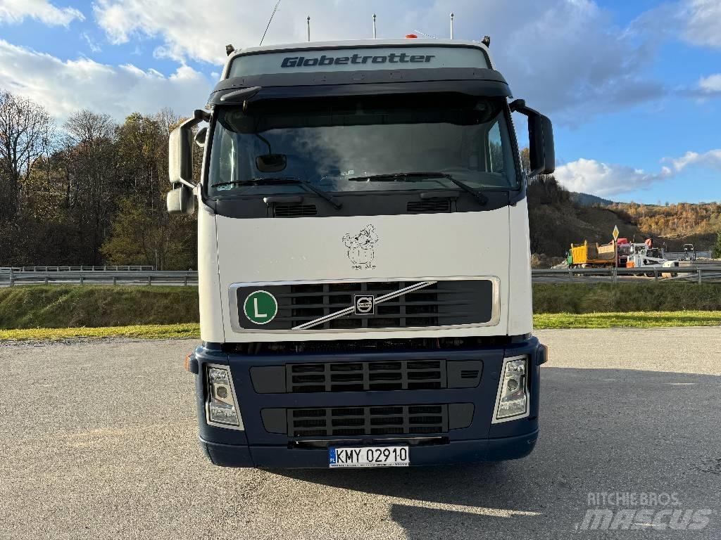 Volvo F 12 中古トラクターヘッド | トレーラーヘッド