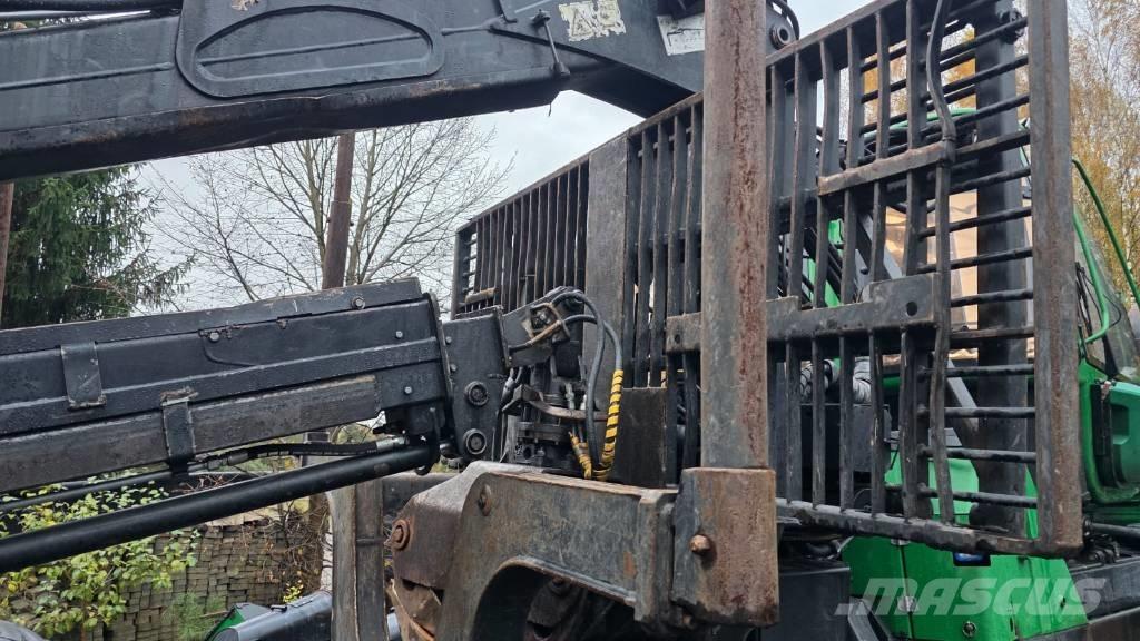 John Deere 1510 E フォワーダー