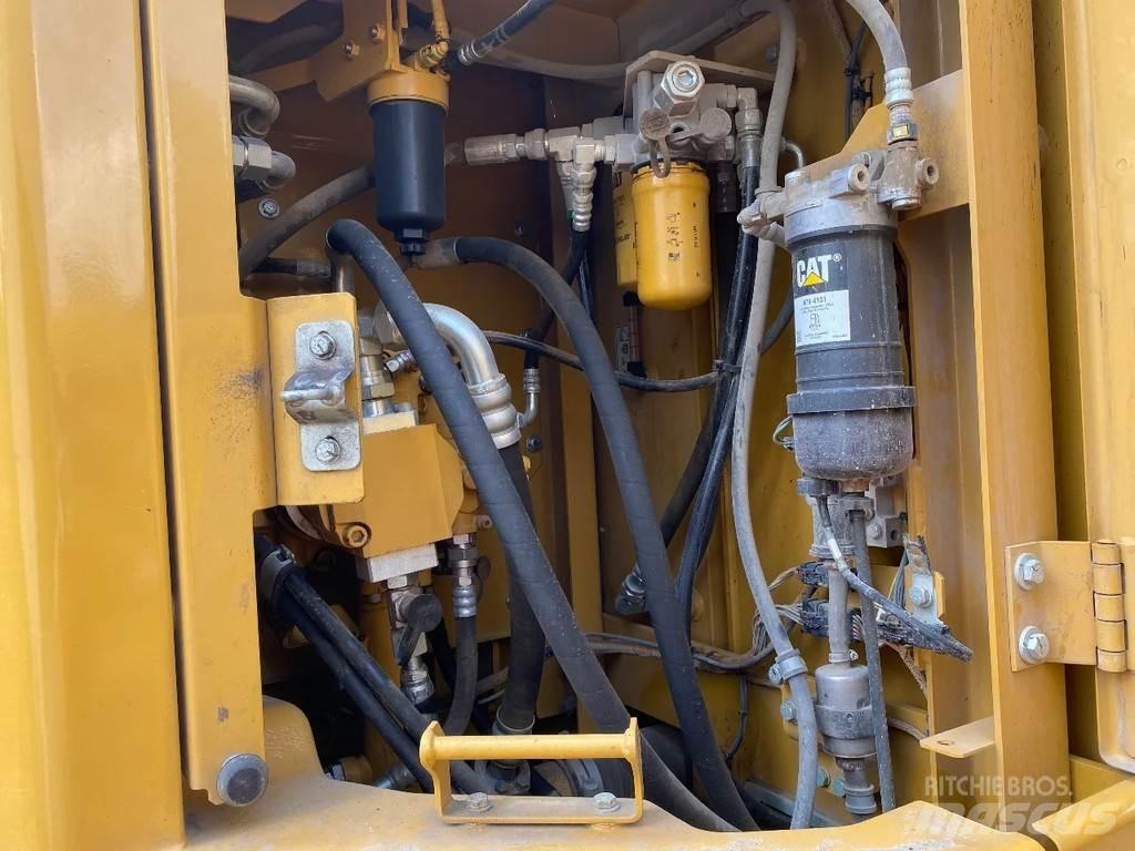 CAT 325F 大型油圧ショベル12t以上（パワーショベル・ユンボ）