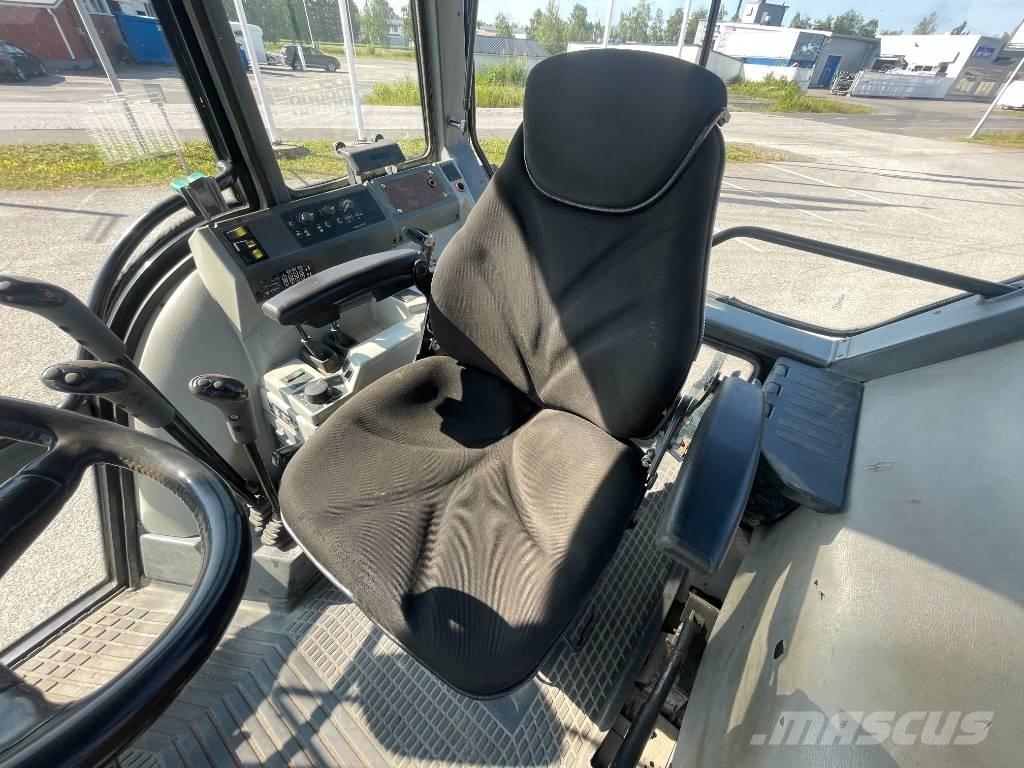Valmet 6900 トラクター