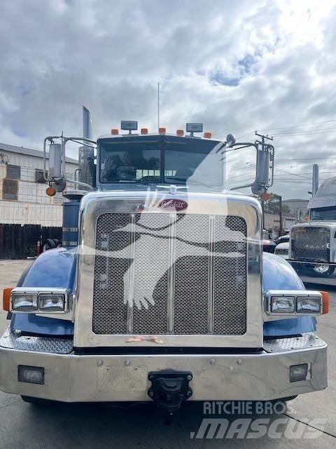 Peterbilt 367 中古トラクターヘッド | トレーラーヘッド
