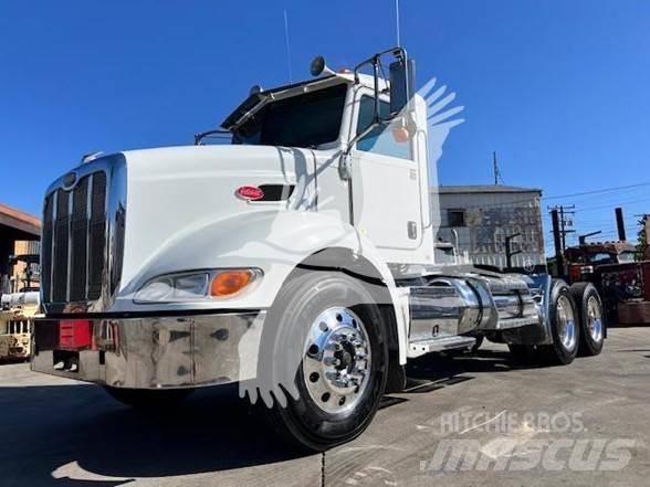 Peterbilt 384 中古トラクターヘッド | トレーラーヘッド