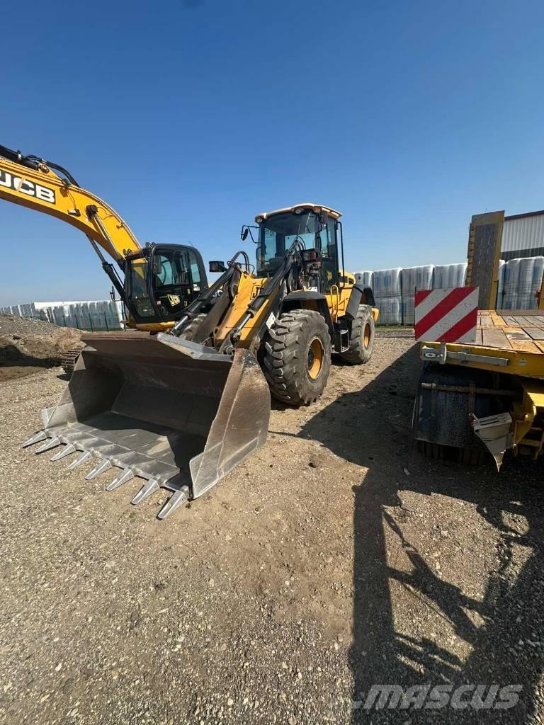 JCB 436 HT ホイールローダー・タイヤショベル