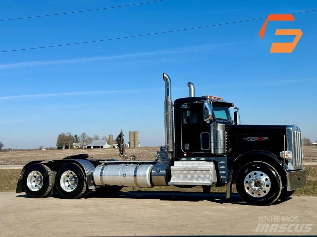 Peterbilt 389 中古トラクターヘッド | トレーラーヘッド