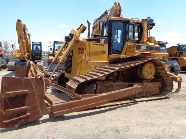 CAT D 6 R II ブルドーザー