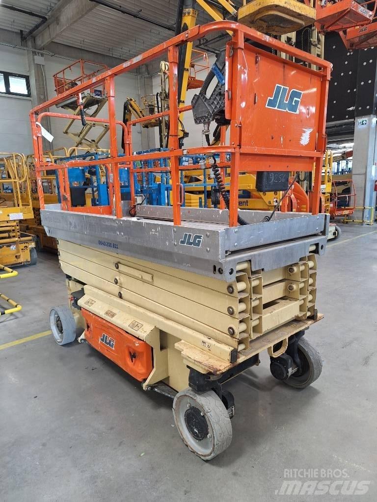 JLG 2646 ES シザースリフト