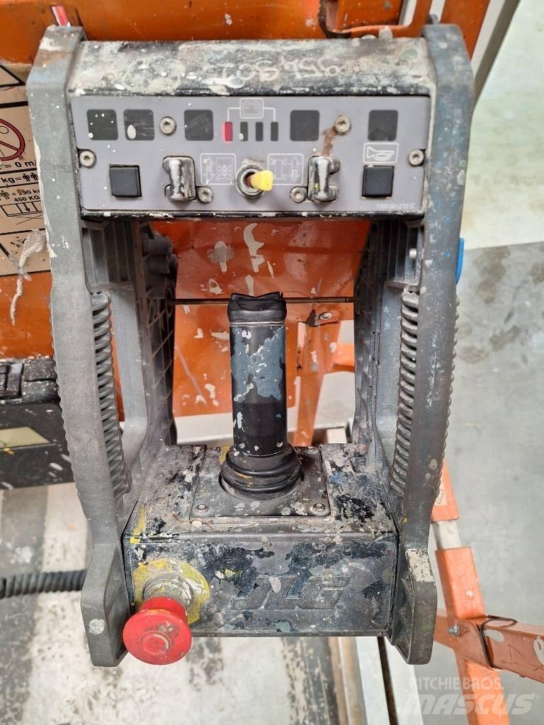JLG 2646 ES シザースリフト