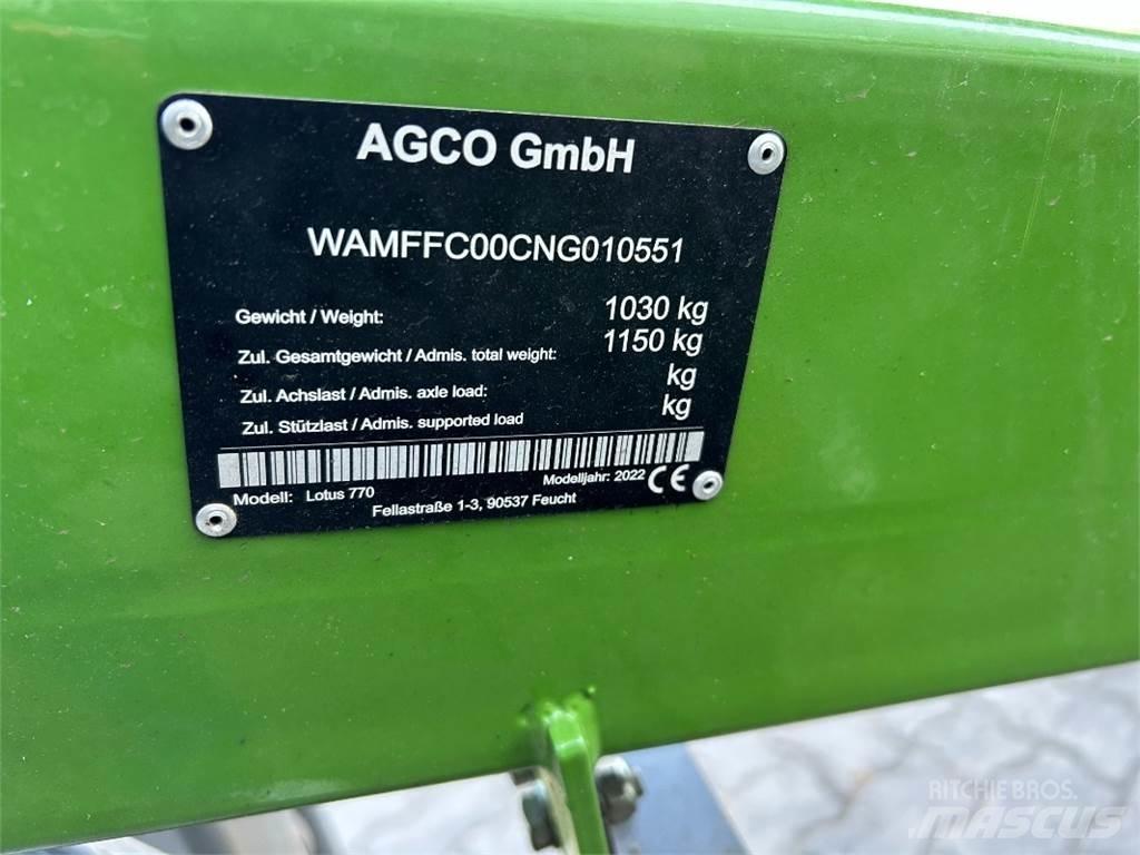 Fendt Lotus 770 テッダー・テッダーレーキ