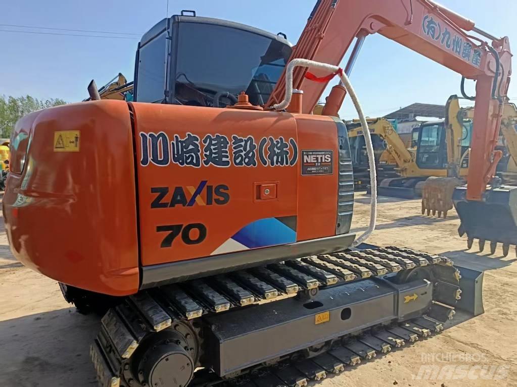 Hitachi ZX 70 中型油圧ショベル 7ｔ-12ｔ（ユンボ・パワーショベル・バックホー）