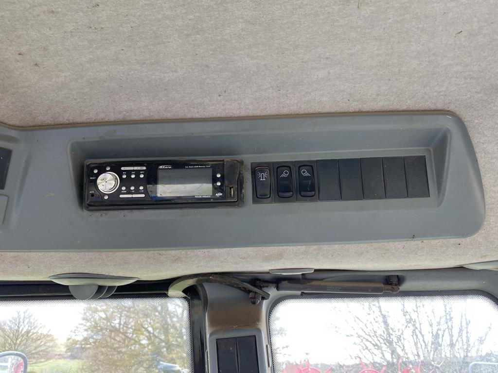 Valtra N92 HITECH トラクター