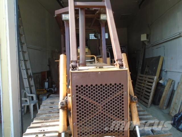 CASE 450 C クローラーローダー