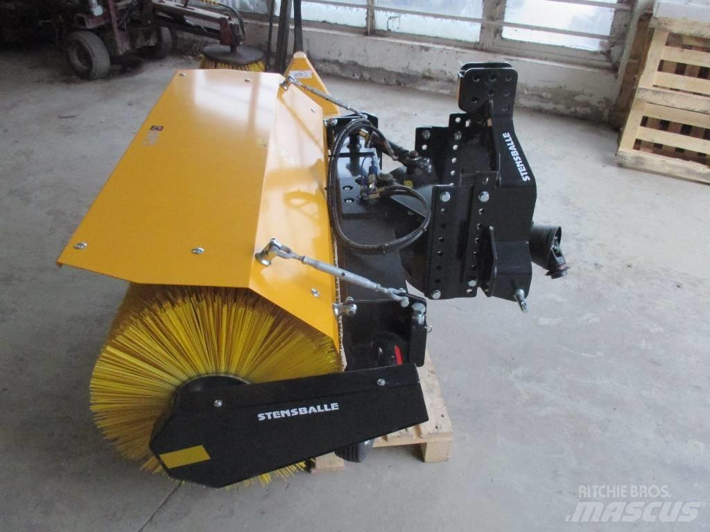 GMR FF 1500 MA 路面清掃機