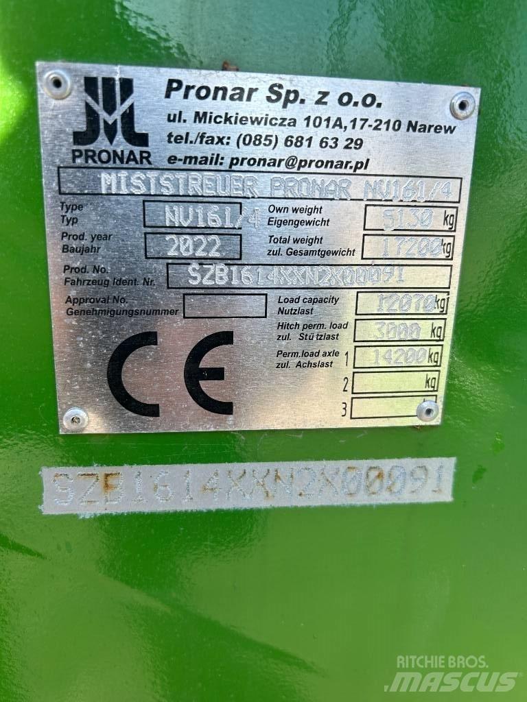Pronar NV 161-4 肥料散布機