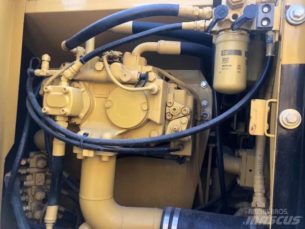 CAT 318C 大型油圧ショベル12t以上（パワーショベル・ユンボ）