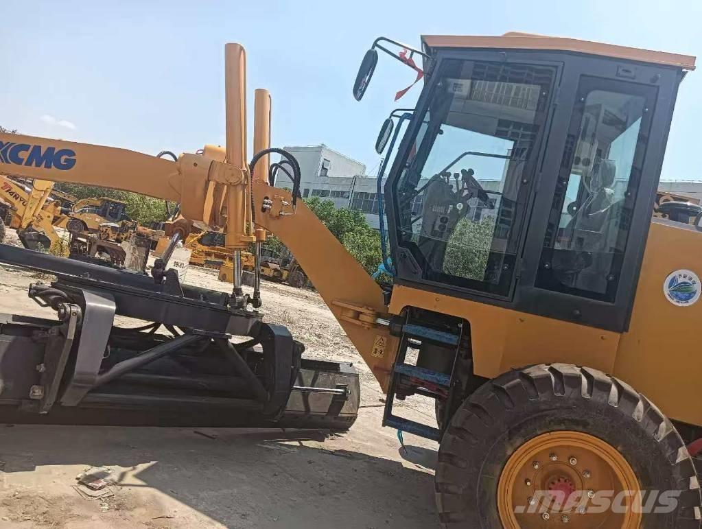 XCMG GR 1803 モーターグレーダー