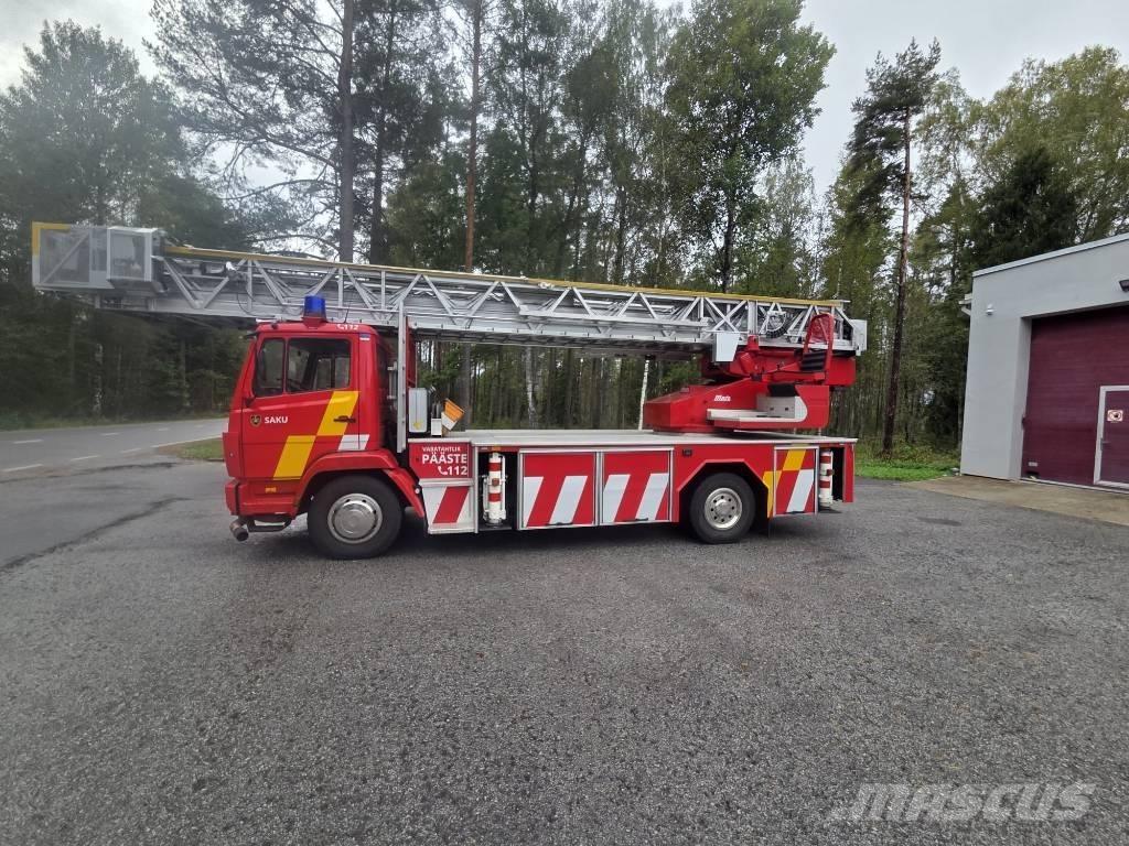 Mercedes-Benz 1524 消防車