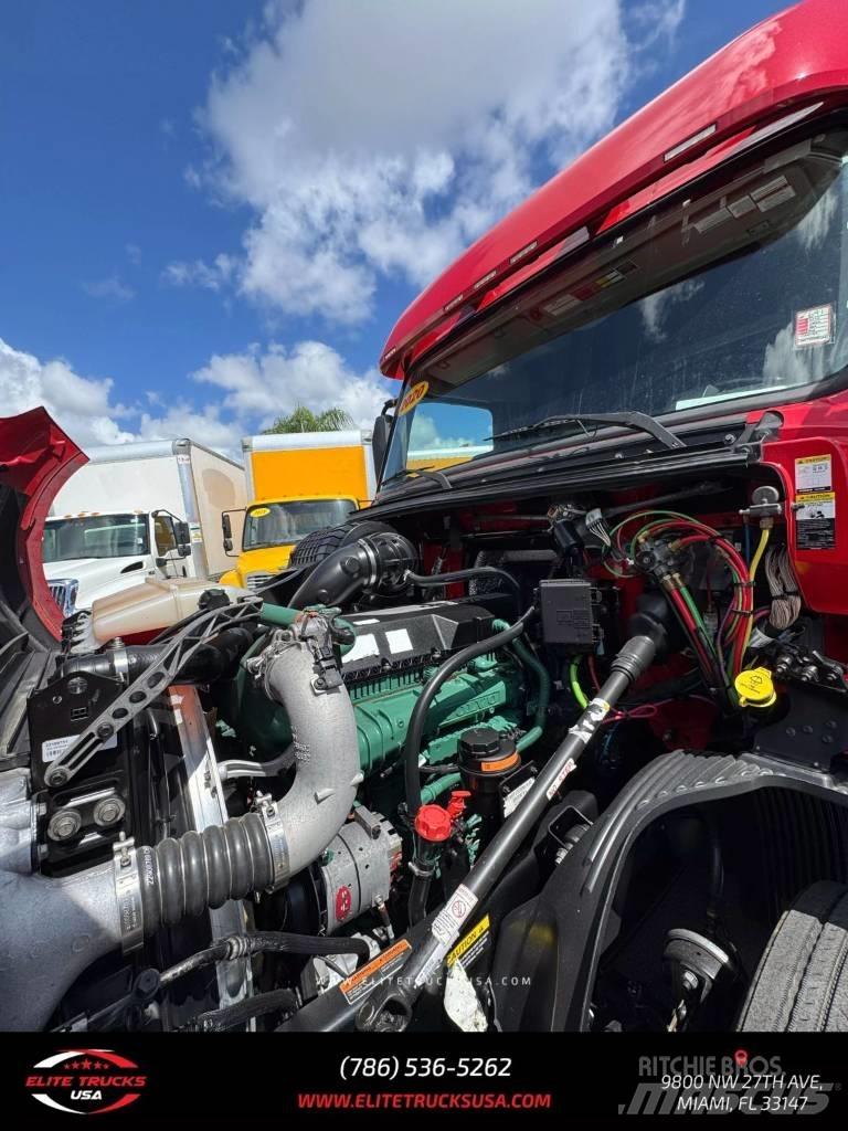 Volvo Commercial VNL 中古トラクターヘッド | トレーラーヘッド