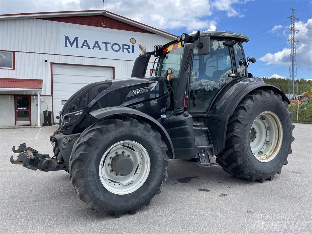 Valtra T234 A トラクター