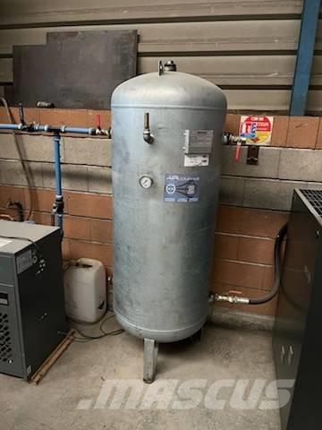 Kaeser SK22 SFC コンプレッサー