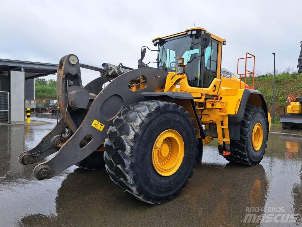Volvo L 260 H ホイールローダー・タイヤショベル