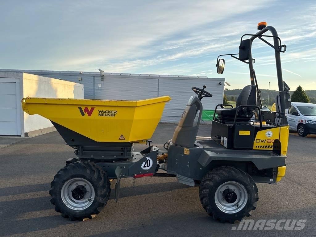 Wacker Neuson DW20 サイト　ダンプ