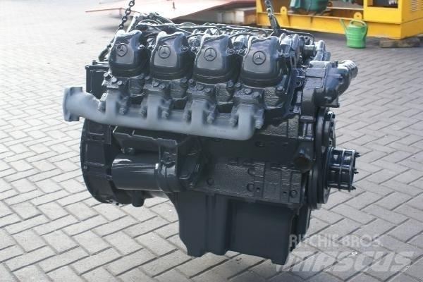 Mercedes-Benz OM 422 エンジン