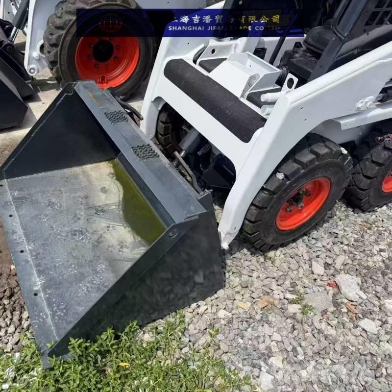 Bobcat s70 スキッドステアローダー