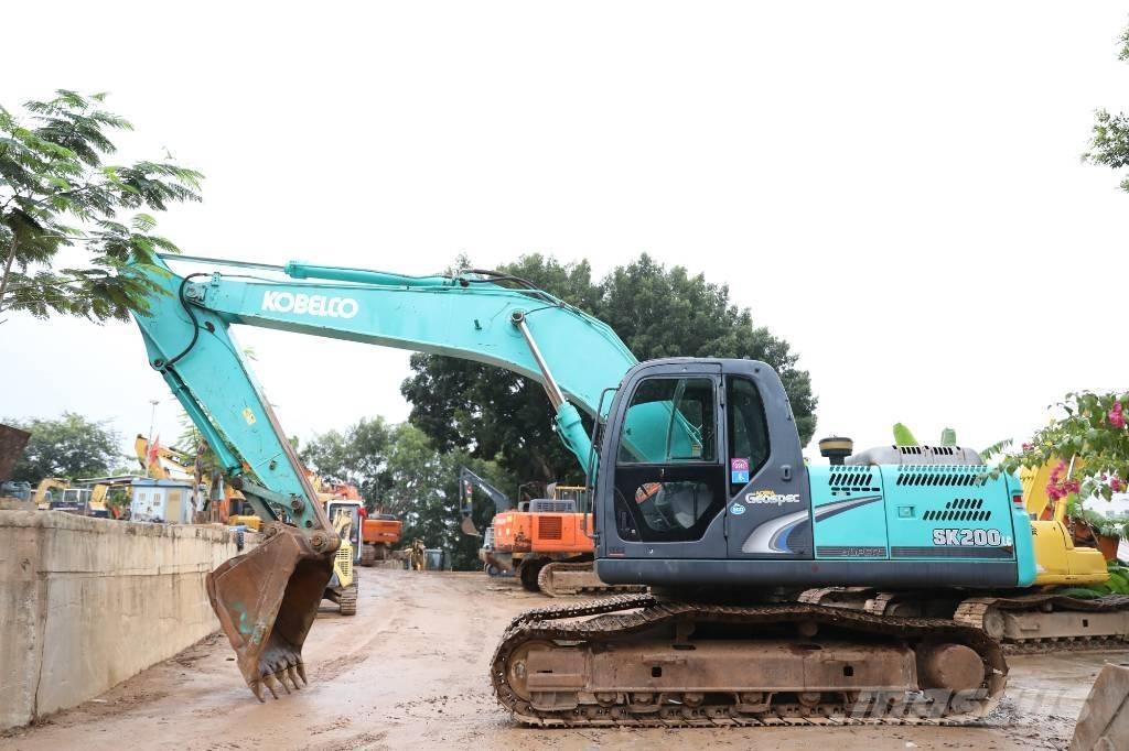 Kobelco SK 200-8 大型油圧ショベル12t以上（パワーショベル・ユンボ）