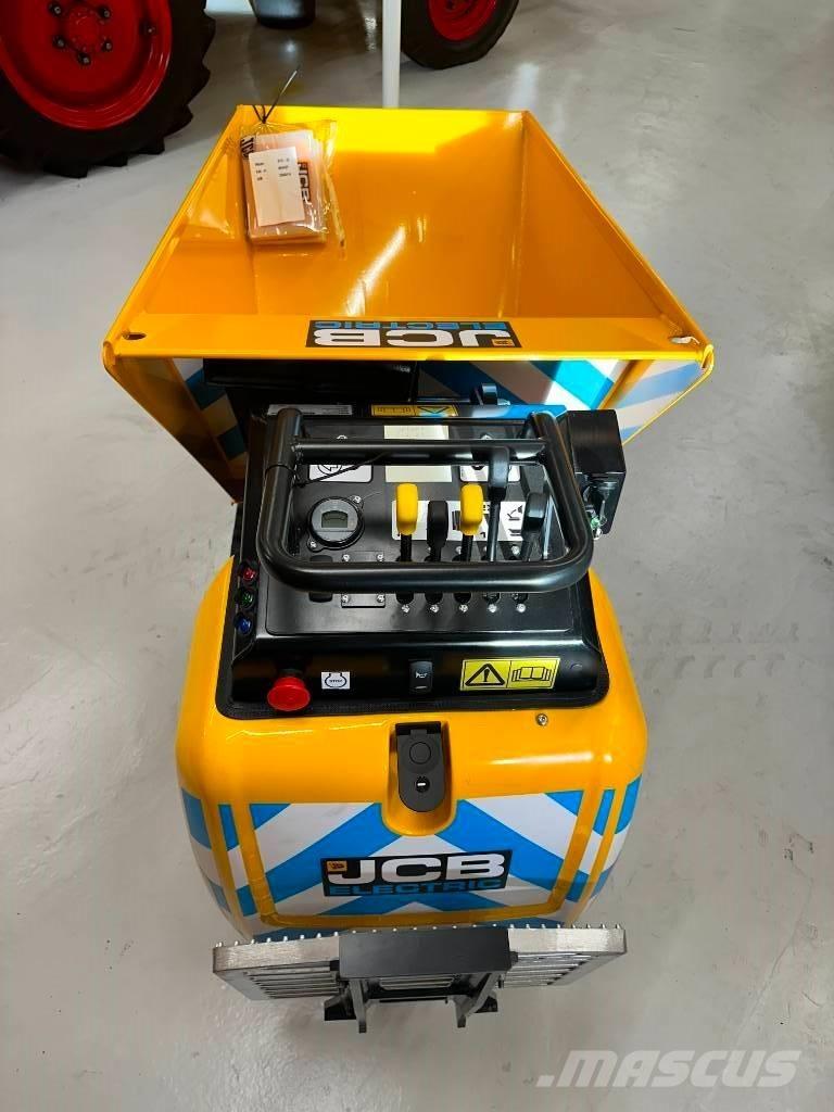 JCB HTD-5E サイト　ダンプ