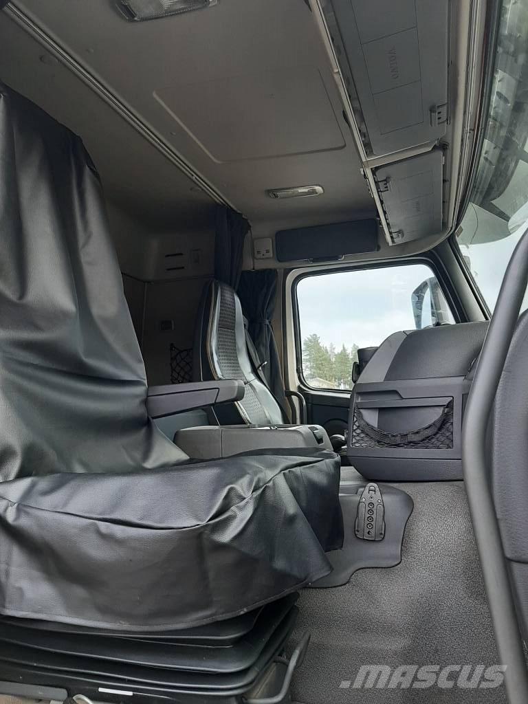 Volvo FM 11 コンテナ、海コン車