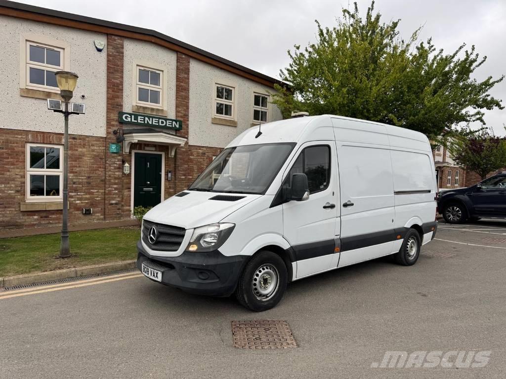 Mercedes-Benz 314Cdi パネルバン