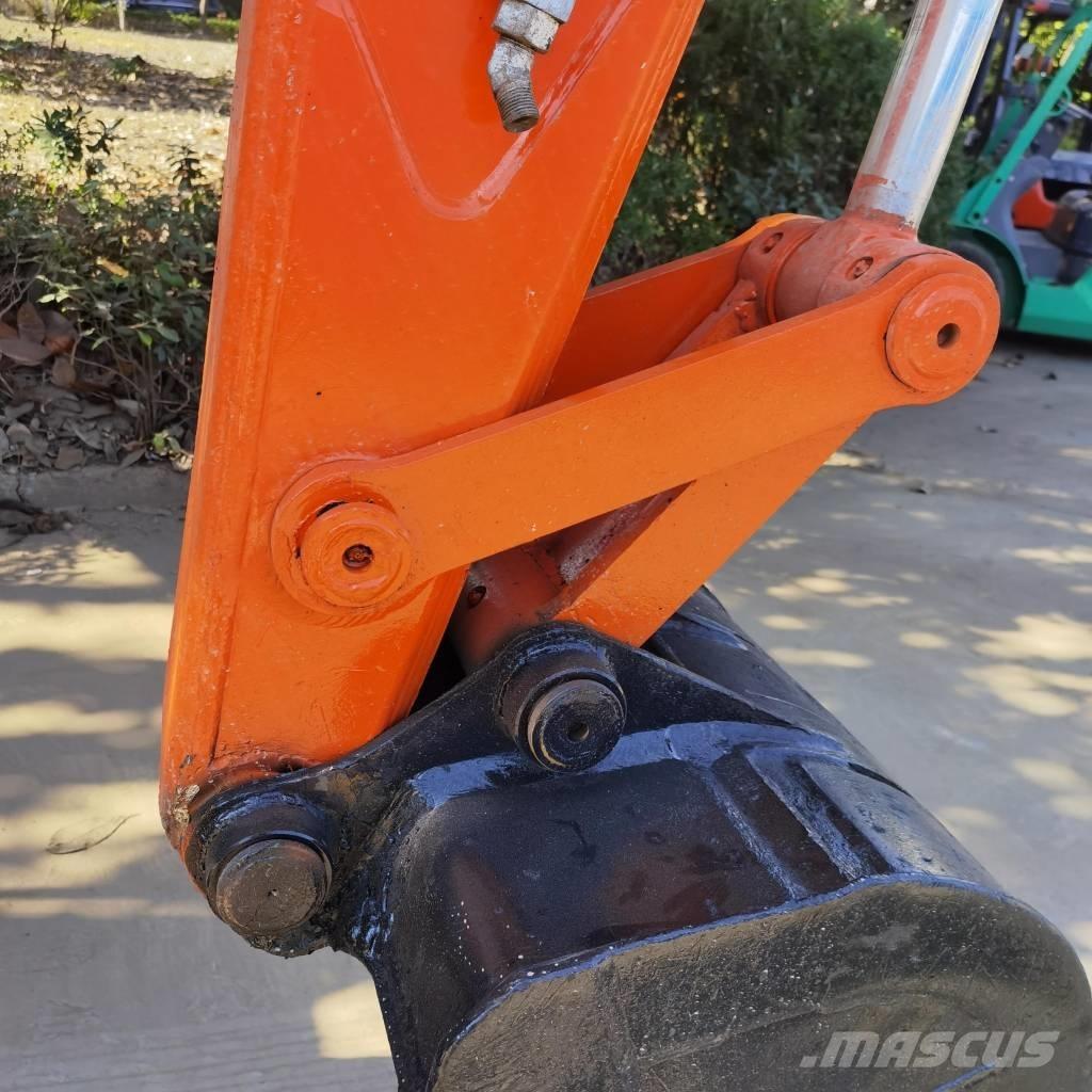 Hitachi ZX70 中型油圧ショベル 7ｔ-12ｔ（ユンボ・パワーショベル・バックホー）