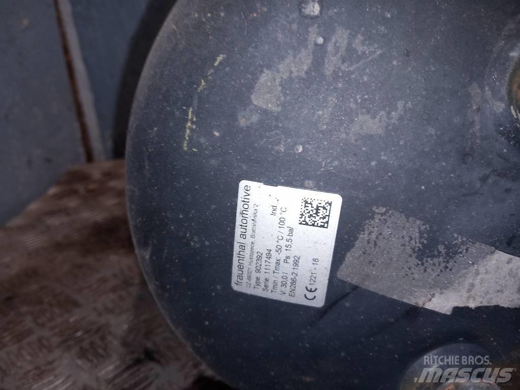 Volvo FH 12      20485245 ブレーキ