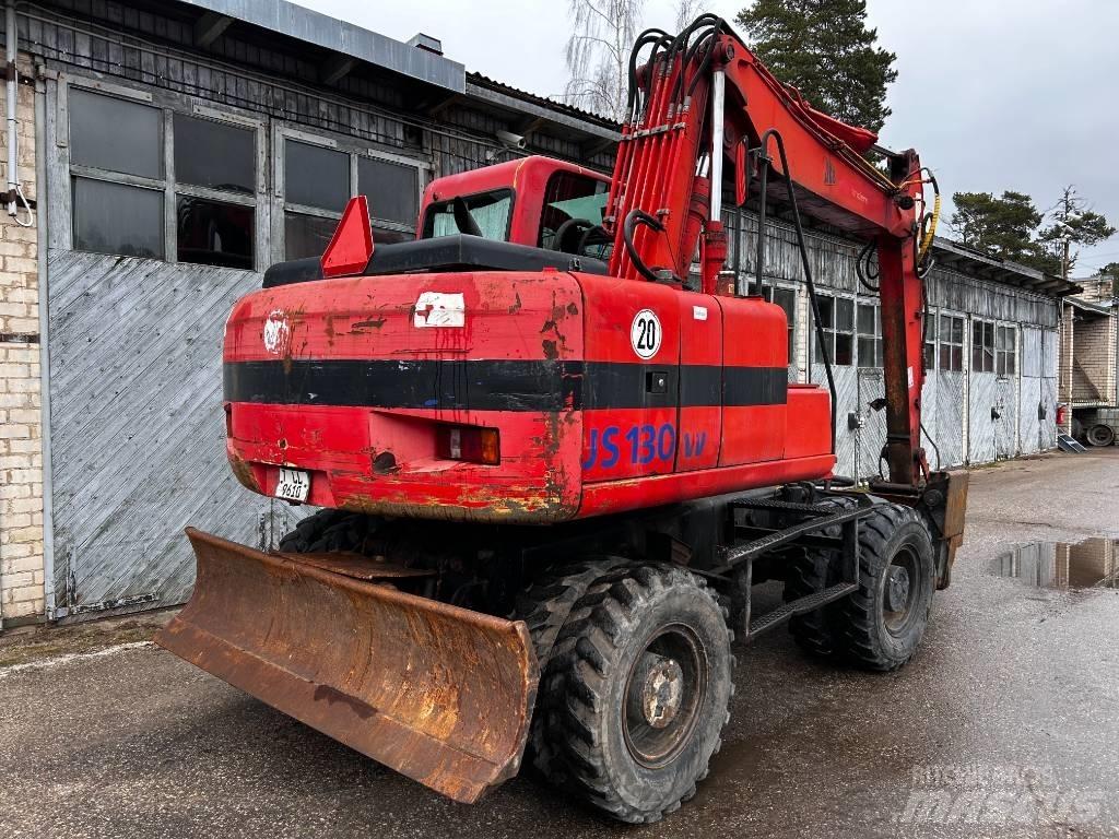 JCB JS 130 W ホイール式油圧ショベル（パワーショベル・ユンボ・バックホー）
