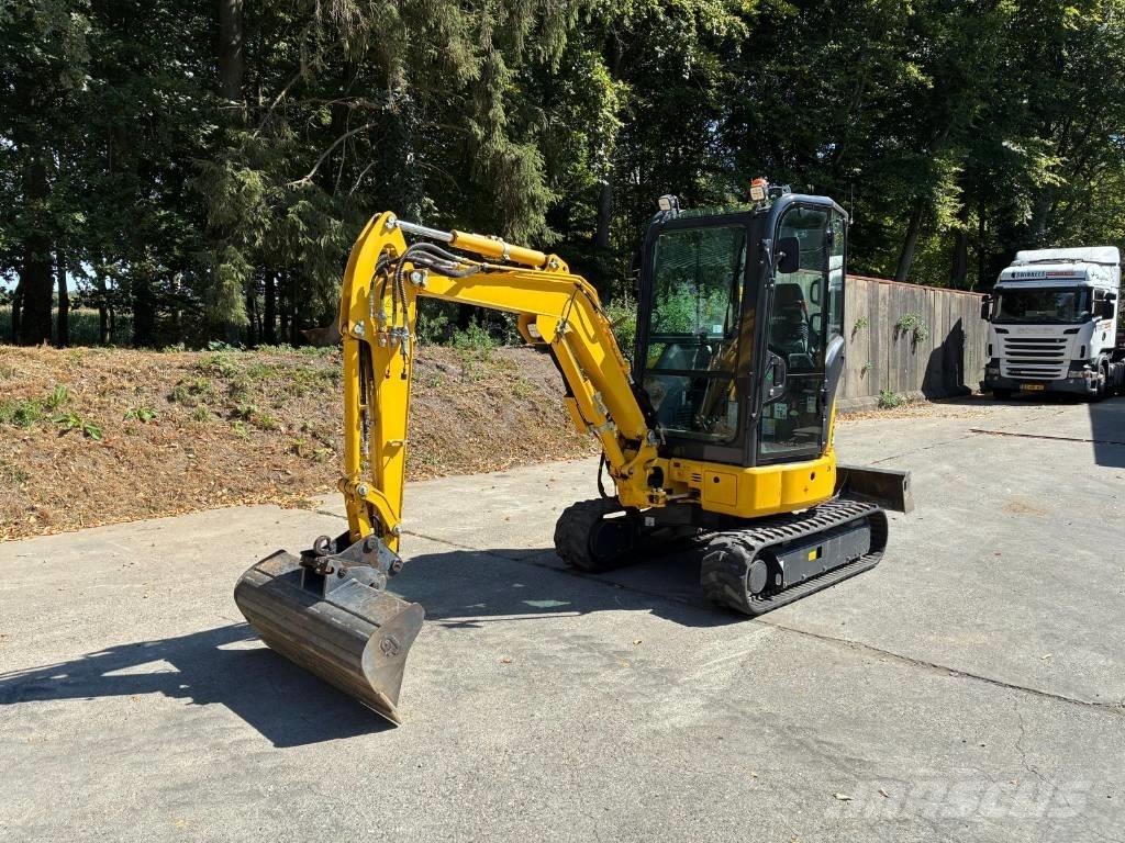 Komatsu PC26MR-5 ミニ油圧ショベル 7t以下（ミニユンボ・ミニディガー）