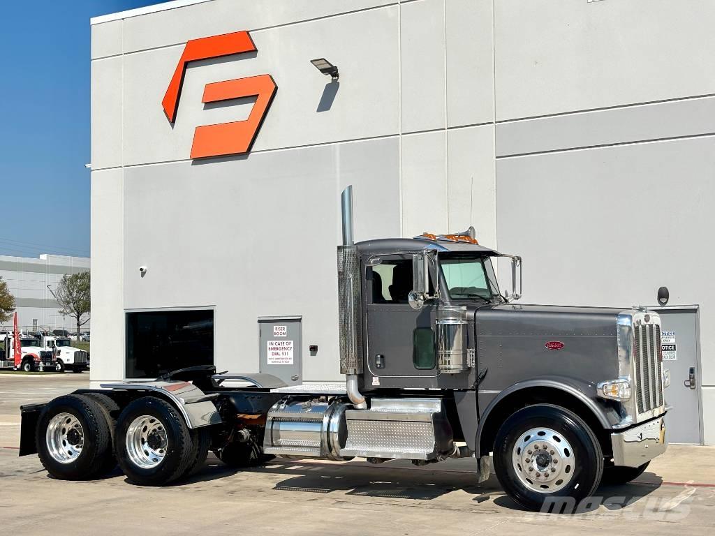 Peterbilt 389 中古トラクターヘッド | トレーラーヘッド